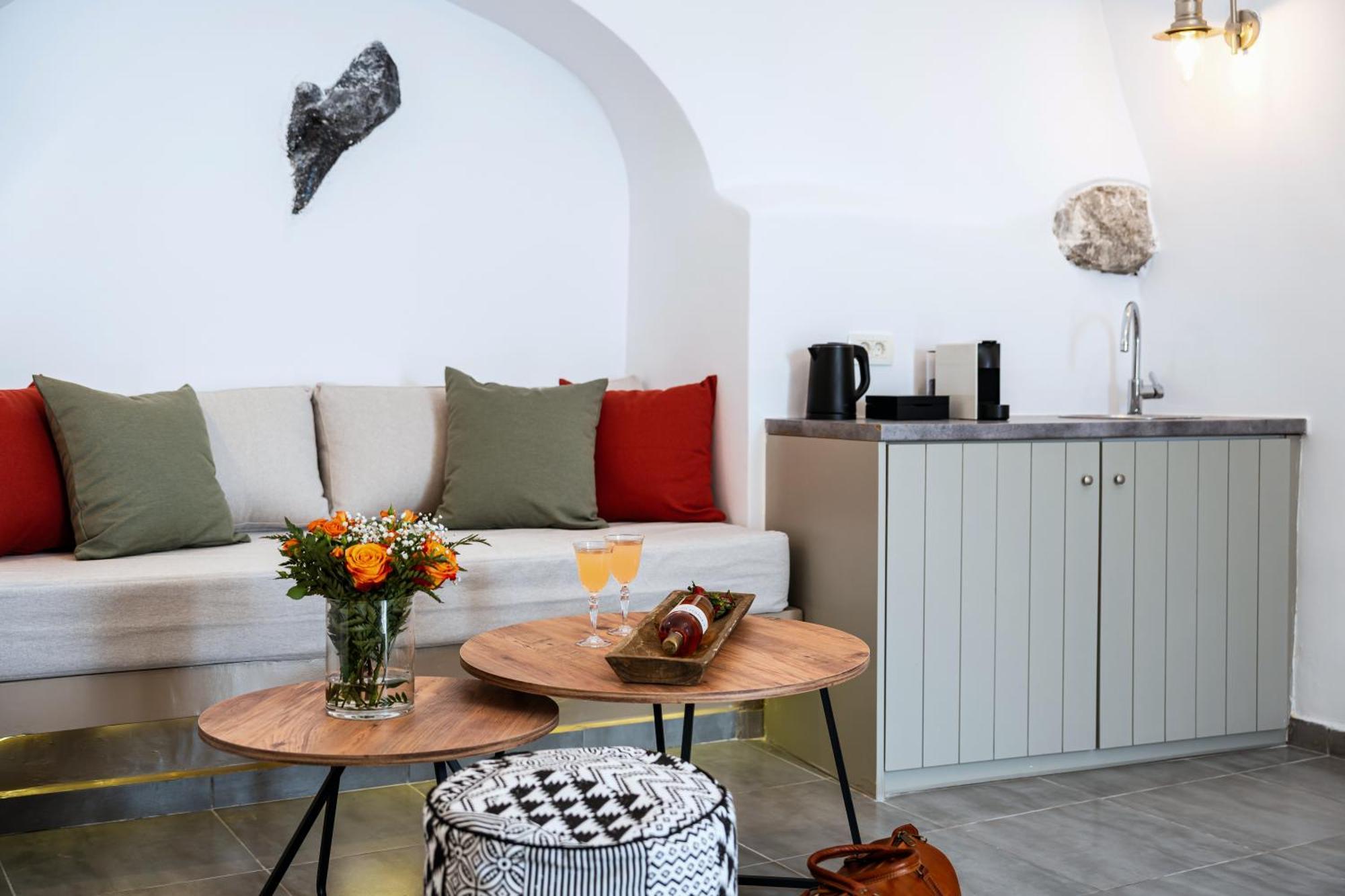 Mardanza Krokos Suites Имеровигли Екстериор снимка